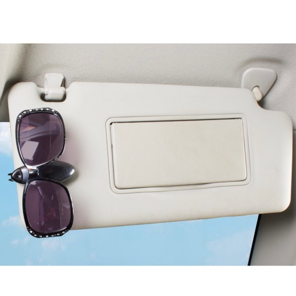 Auto Drive Visor Clips - Picture 3 of 10